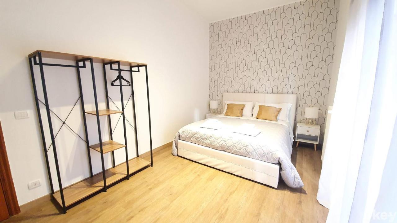 Twin Room Apulia Accommodation - Bari Policlinico Экстерьер фото