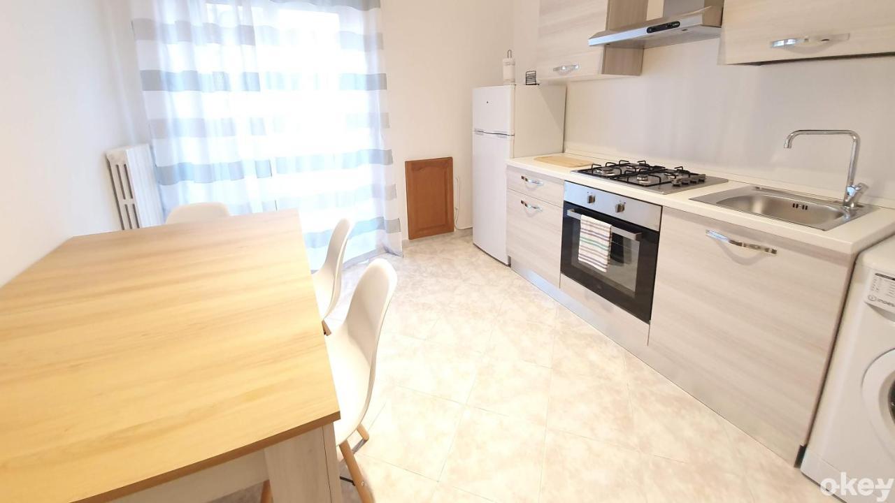 Twin Room Apulia Accommodation - Bari Policlinico Экстерьер фото